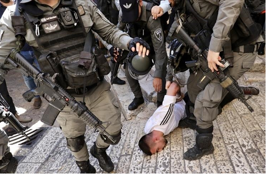 Israels okkupasjonssoldater, brutale undertrykkere 8